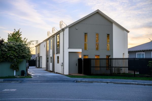 south_projects_portfolio_161_simeon_street_0